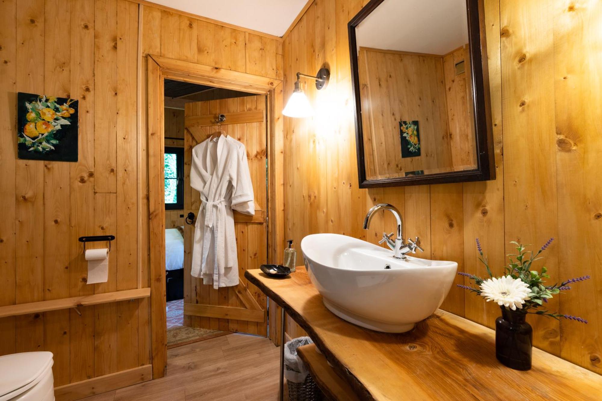 Off-Grid Relaxing Getaway At The Captain'S Rest Clachan of Campsie エクステリア 写真